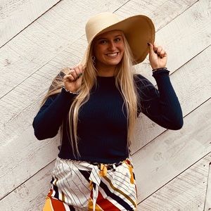 Meet your Posher, Clara